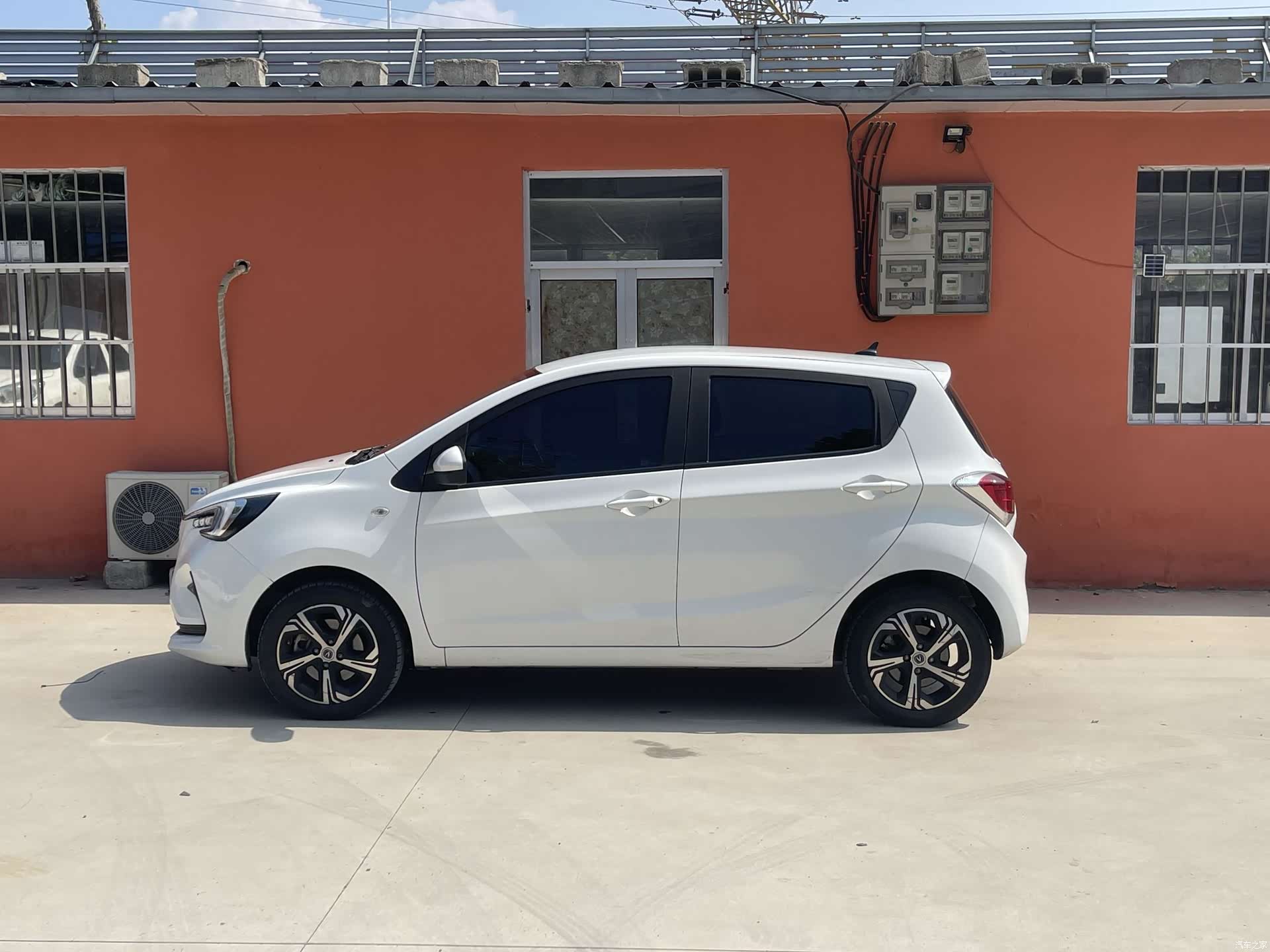 Changan E-Star, 2022 3