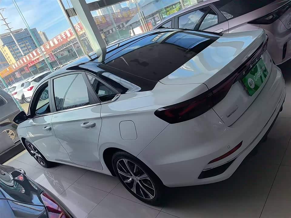 Geely Emgrand Geely Emgrand