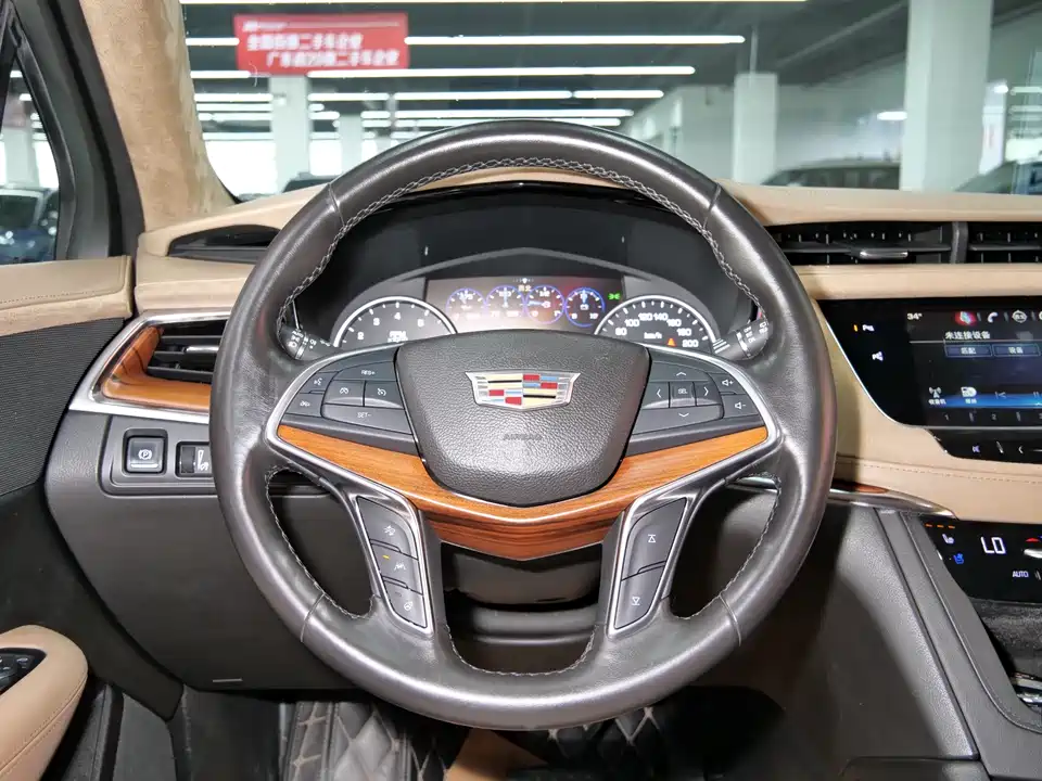 Cadillac XT5