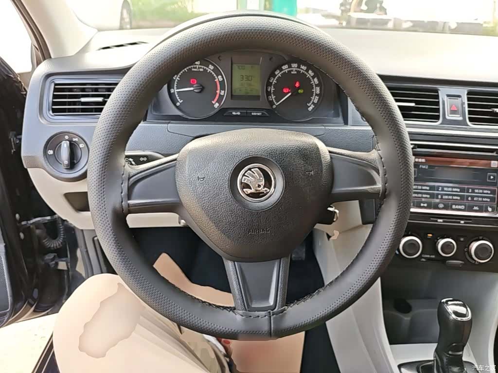 Skoda Rapid, 2016 11