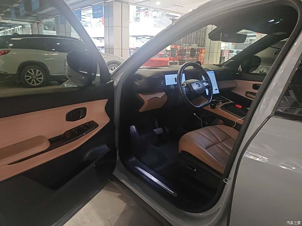 NIO ES8, 2020 16