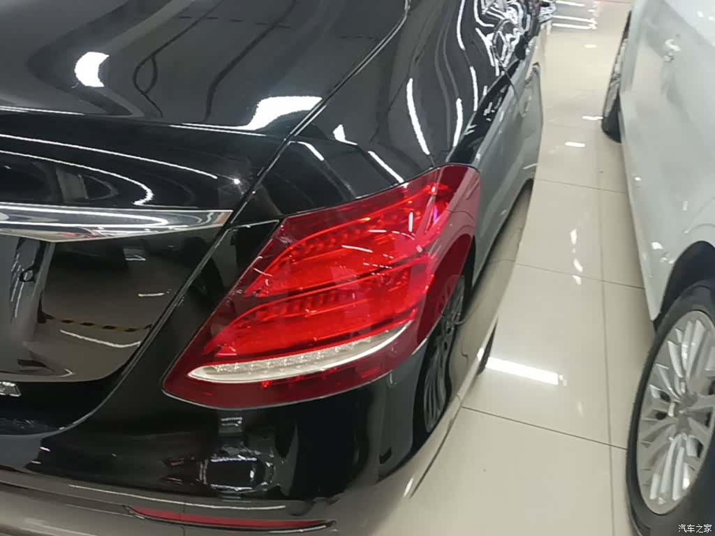 Mercedes-Benz E-Class, 2020 8