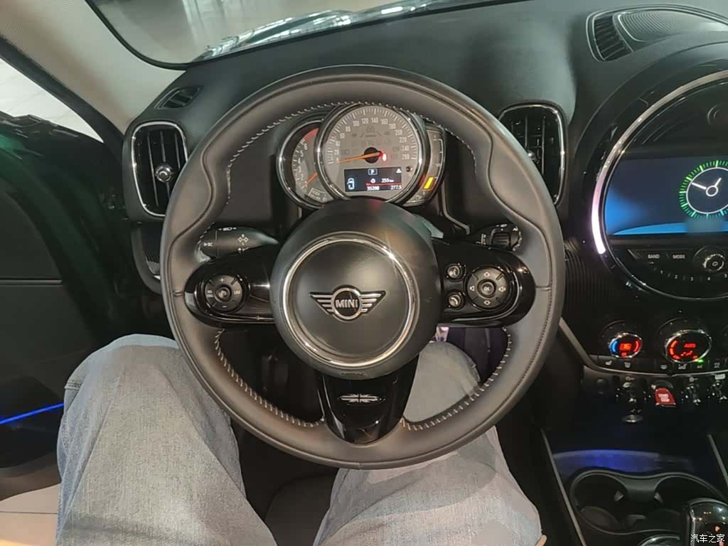 Mini Countryman, 2020 11