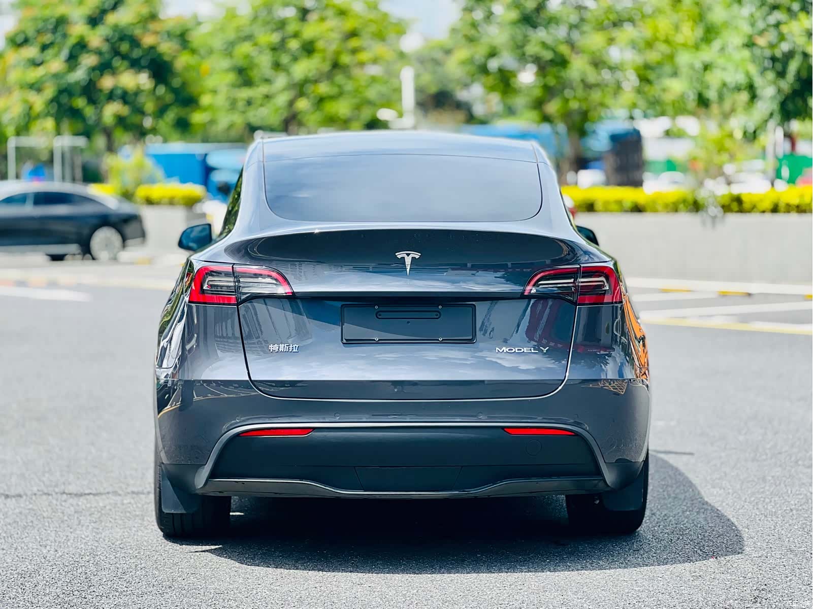 Tesla Model Y, 2022 13