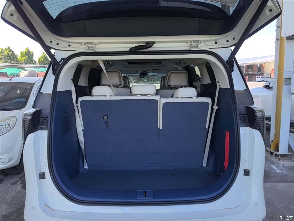 Buick GL8, 2024 19