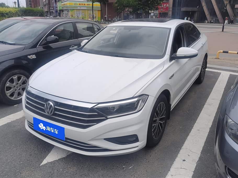 Volkswagen Sagitar