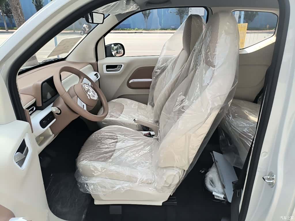 Wuling MINIEV, 2026 15