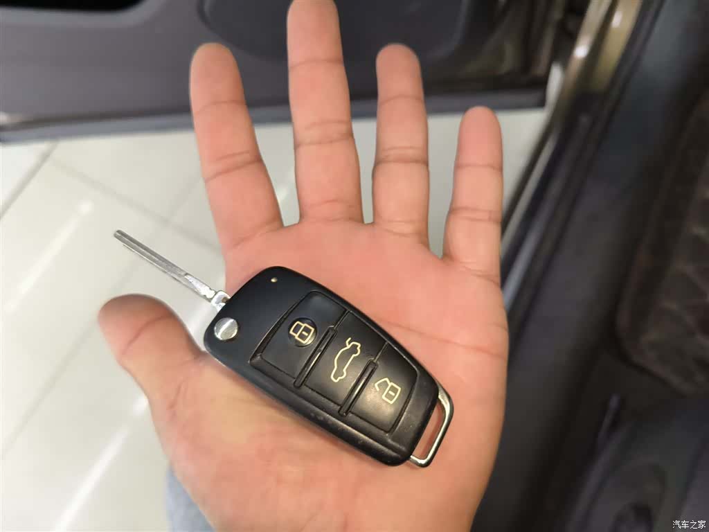 Audi Q3, 2016 9