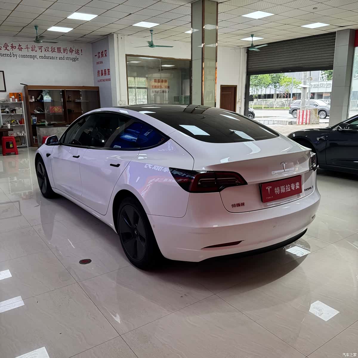 Tesla Model 3, 2022 7