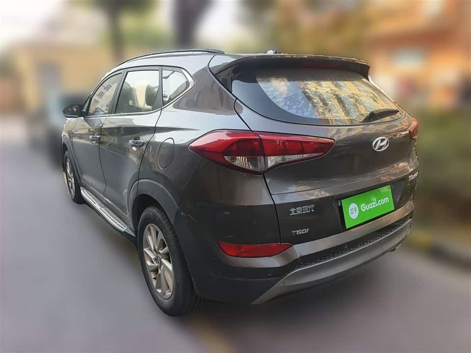 Hyundai Tucson