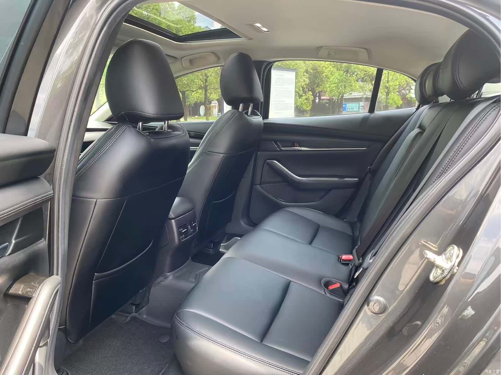 Mazda Mazda3, 2021 15