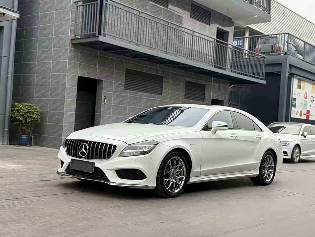 Mercedes-Benz CLS