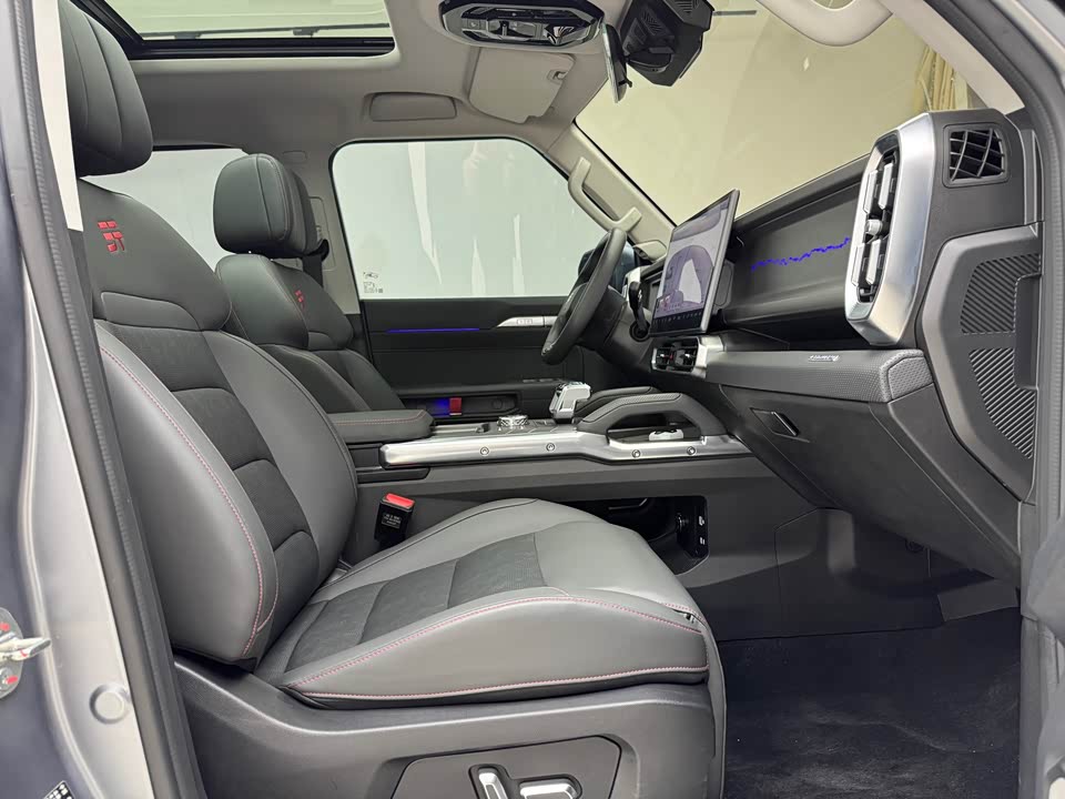 Jetour Jet Traveler C-DM