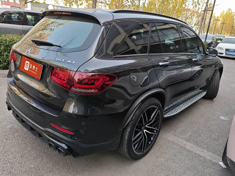 Mercedes-Benz GLC AMG