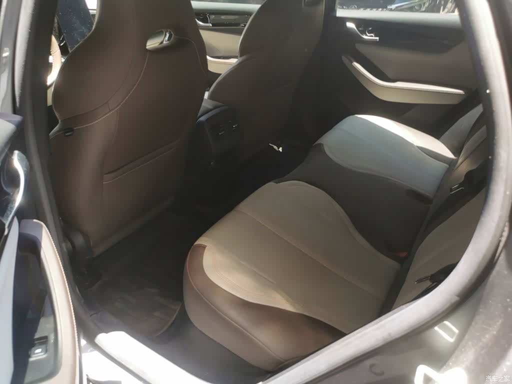 BYD Qin, 2024 15