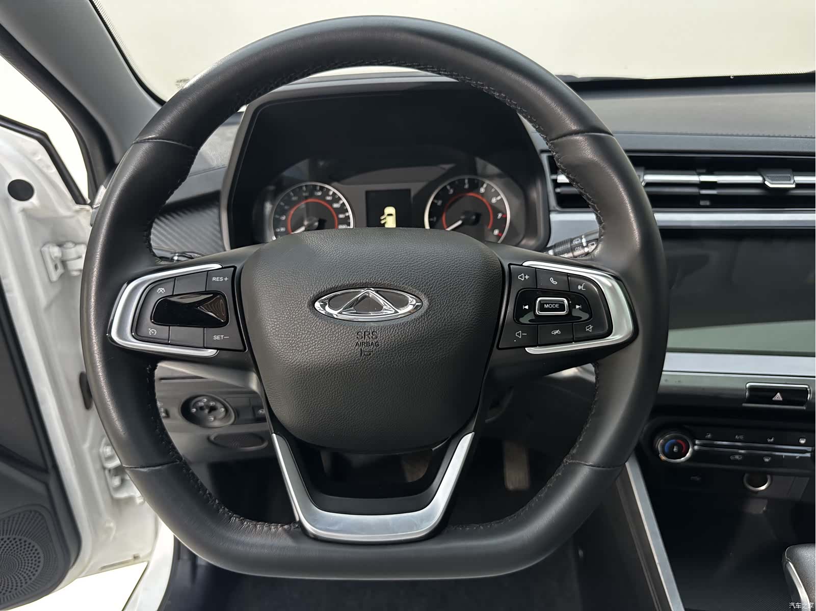 Chery 3x, 2022 10