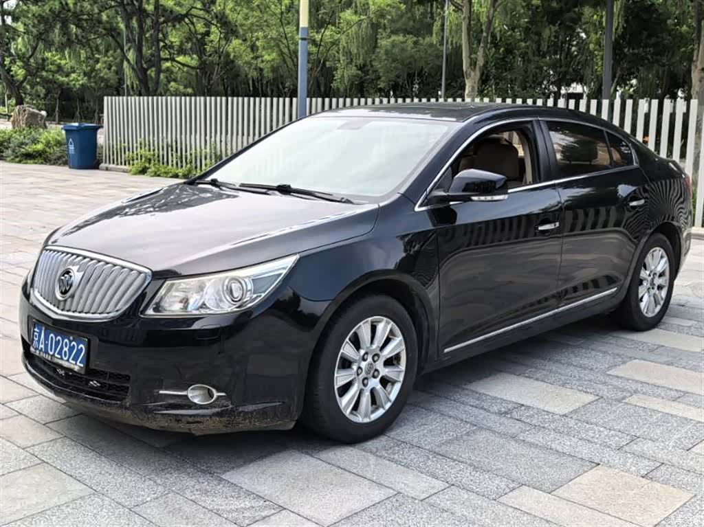 Buick LaCrosse, 2009 1