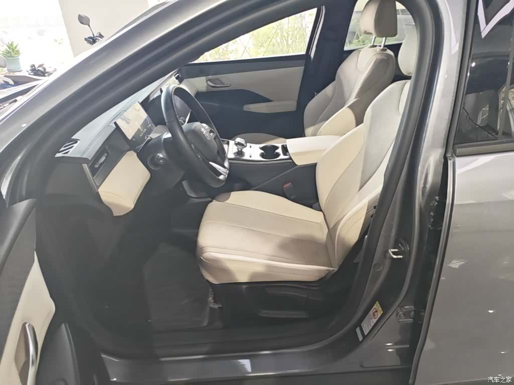 BYD Qin, 2025 15