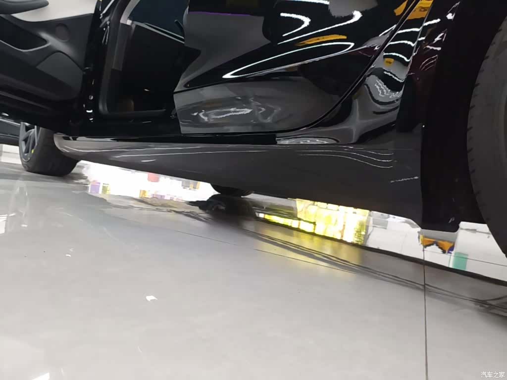 Tesla Model 3, 2026 21