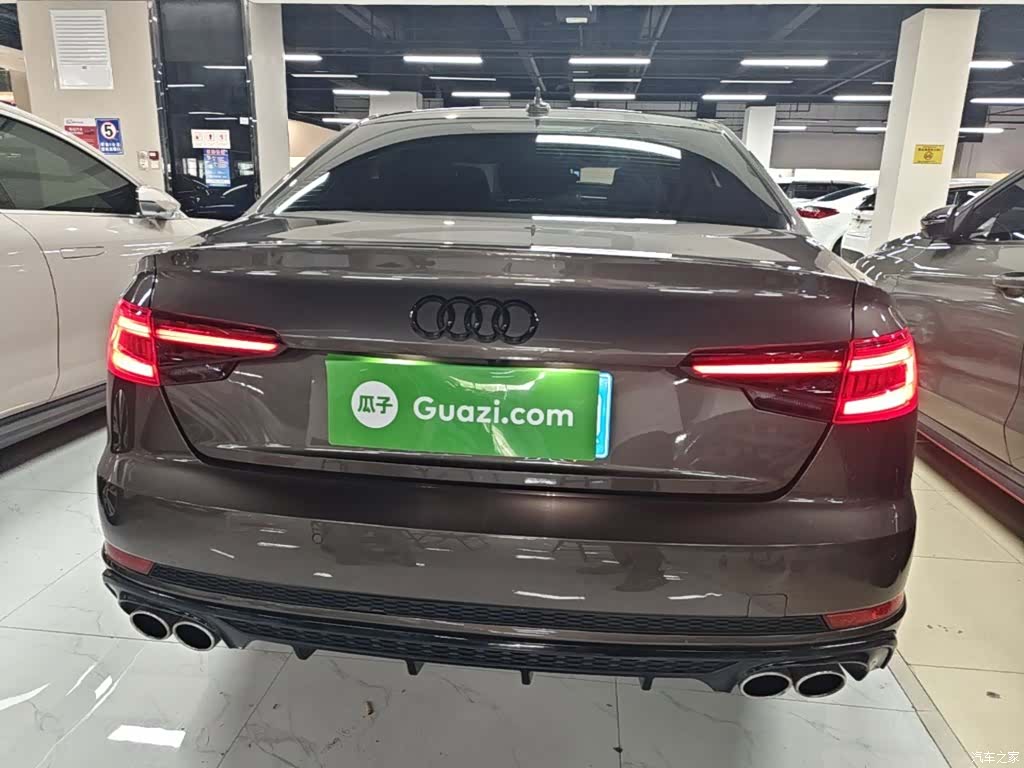 Audi A4L, 2020 6