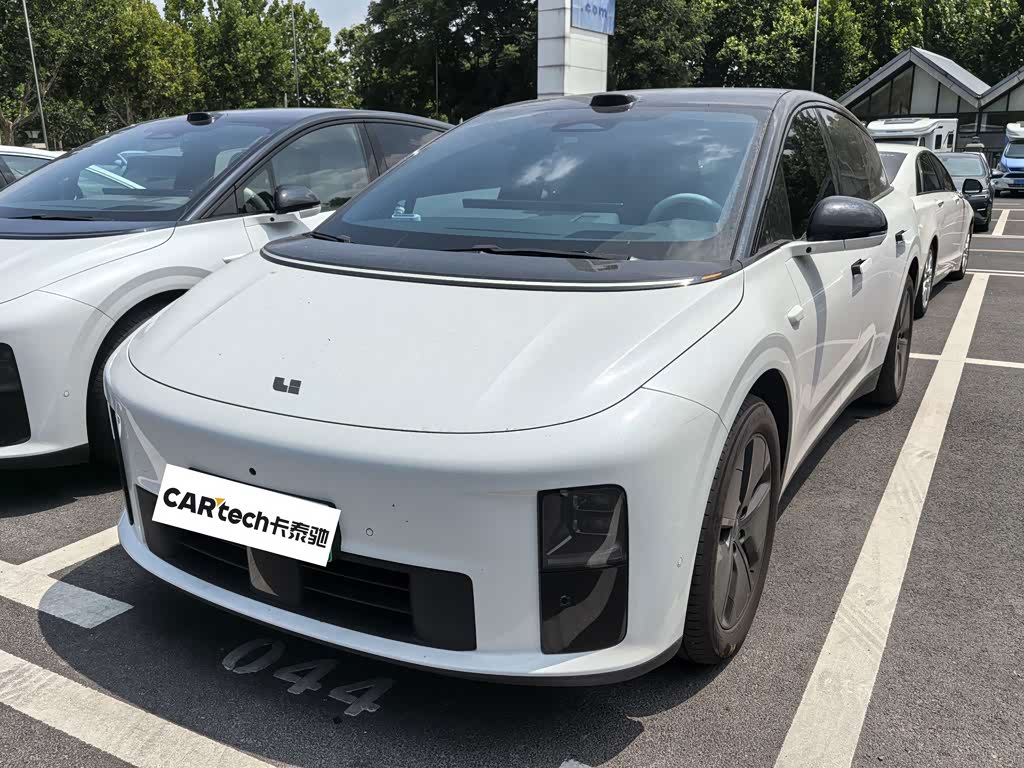 Li Auto i6