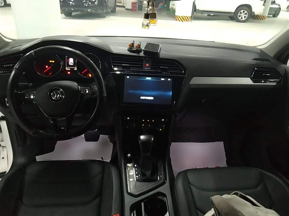 Volkswagen Tiguan L Volkswagen Tiguan L
