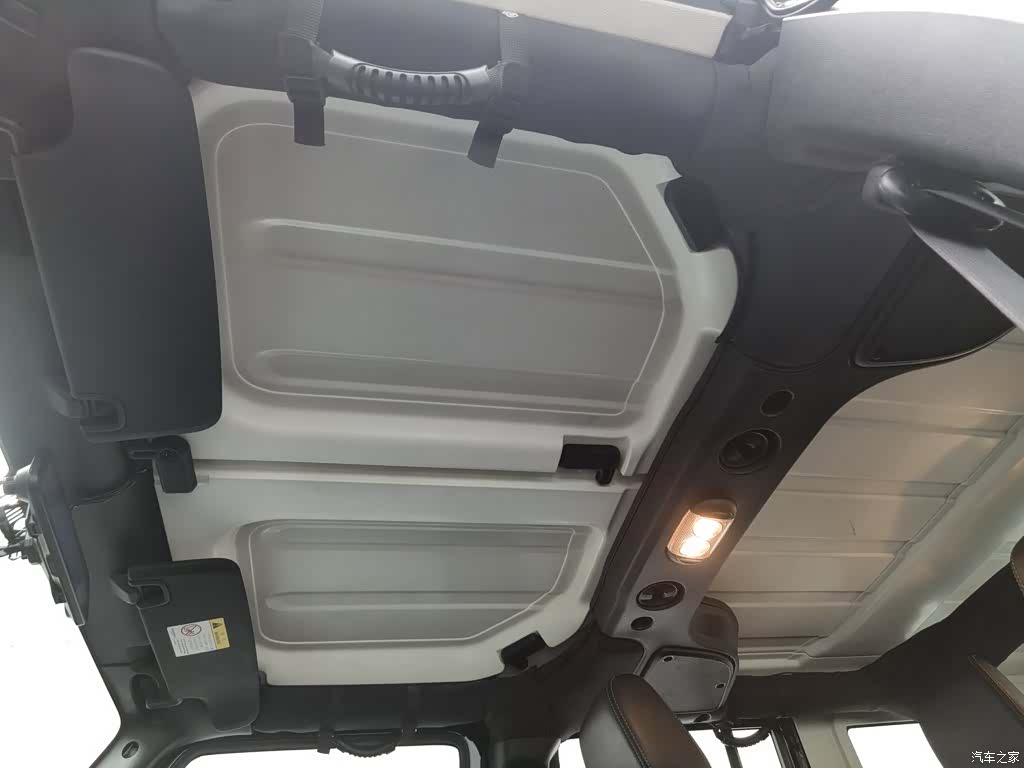 Jeep Wrangler, 2015 14