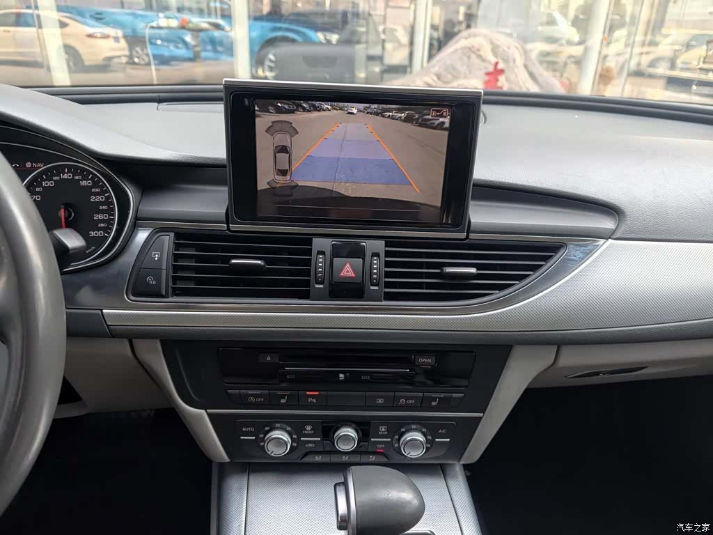 Audi A6L, 2015 13