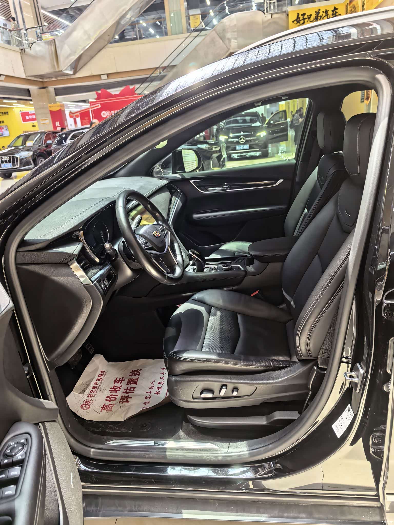 Cadillac XT5, 2020 4