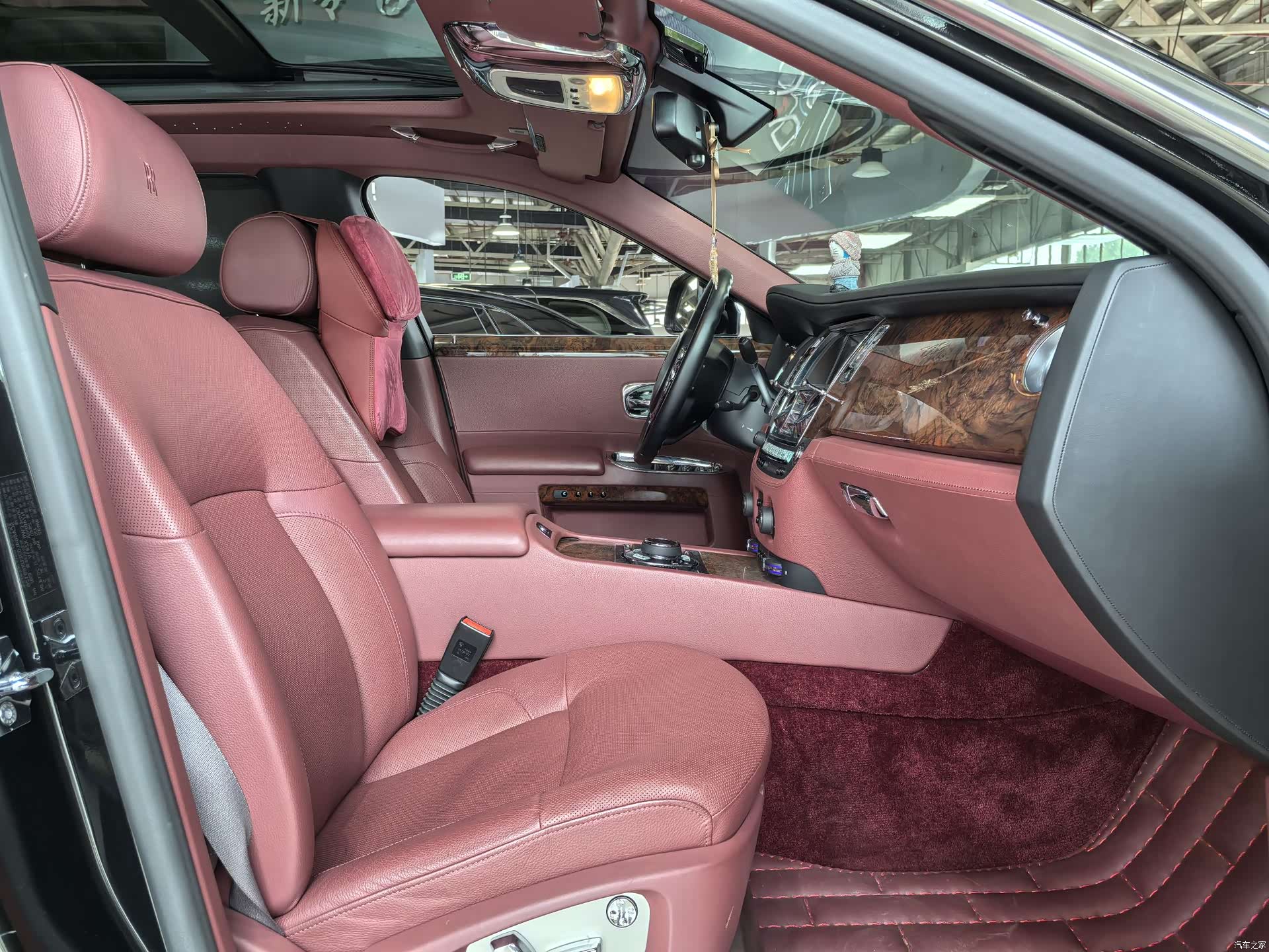 Rolls-Royce Ghost, 2015 21