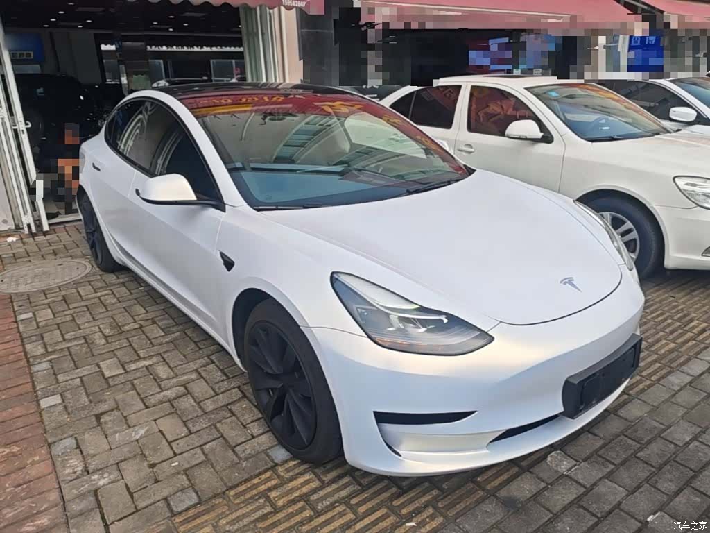 Tesla Model 3, 2022 4