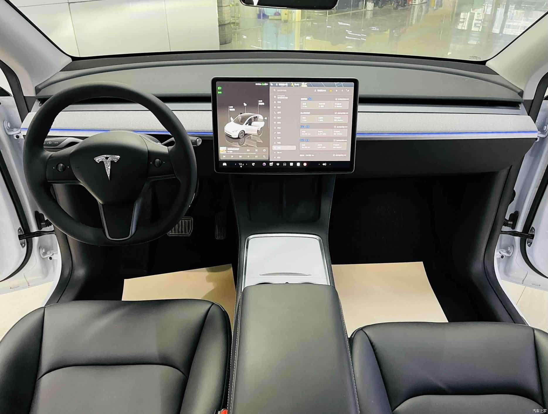 Tesla Model Y, 2024 8