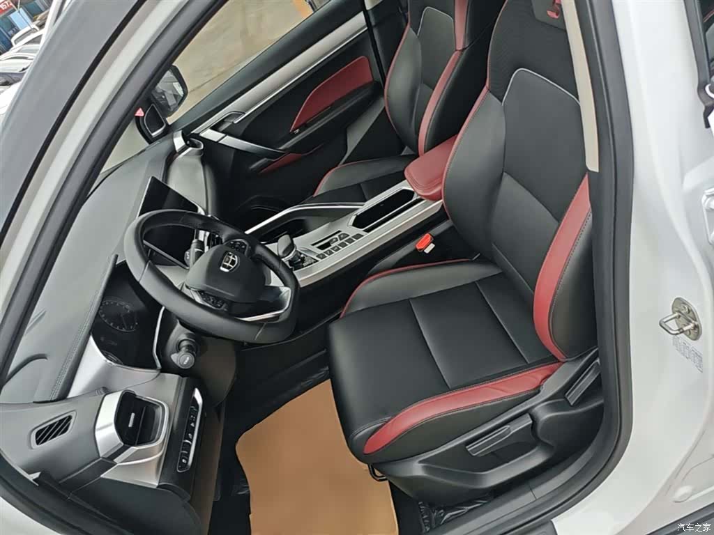 Geely Coolray, 2021 15