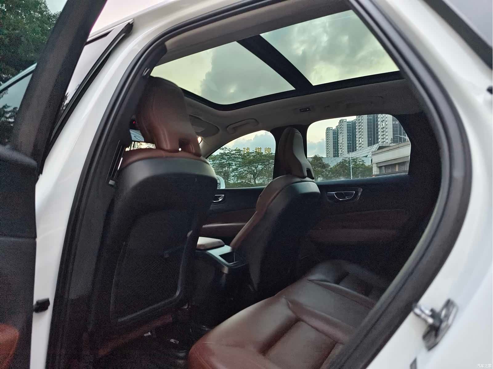 Volvo XC60, 2020 13