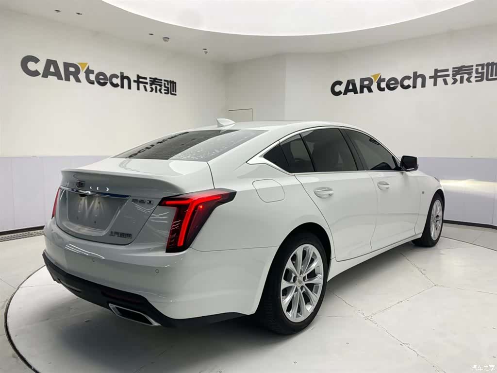 Cadillac CT5, 2021 все фото