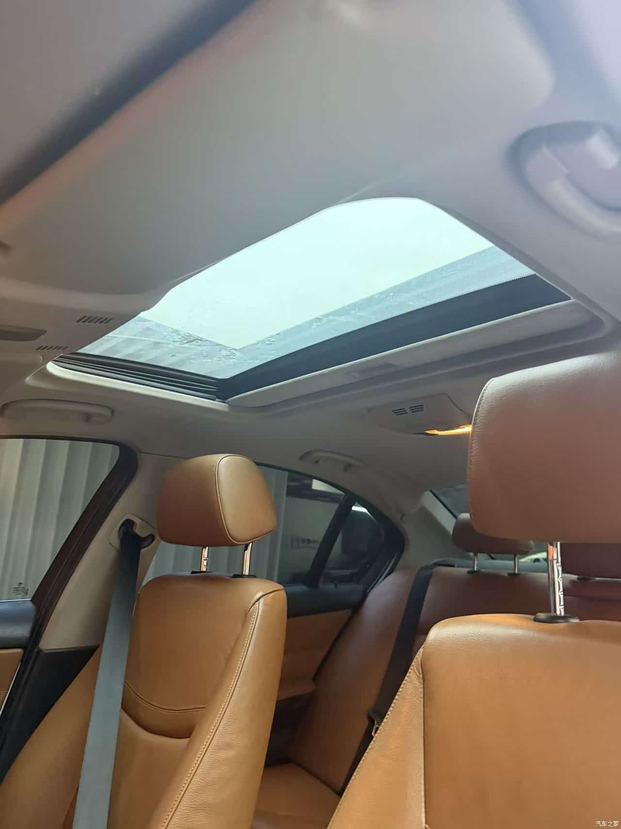 BMW 3 Series, 2011 12