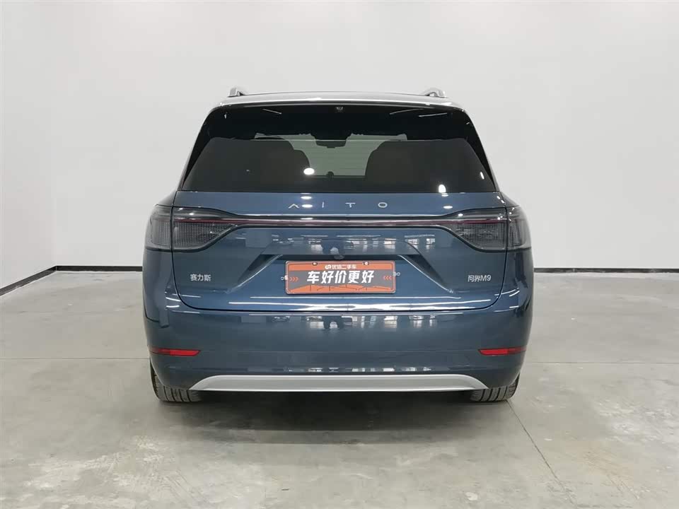 AITO Ask the world M9