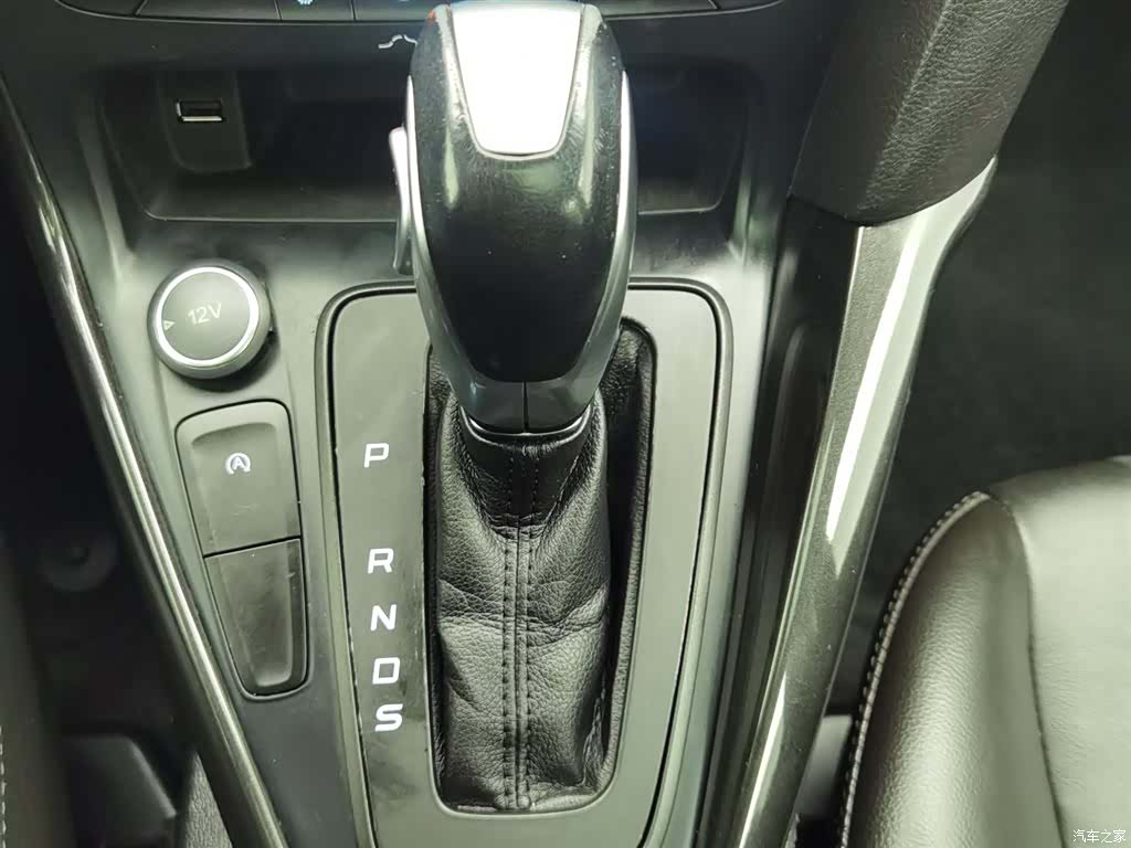Ford Focus, 2018 13