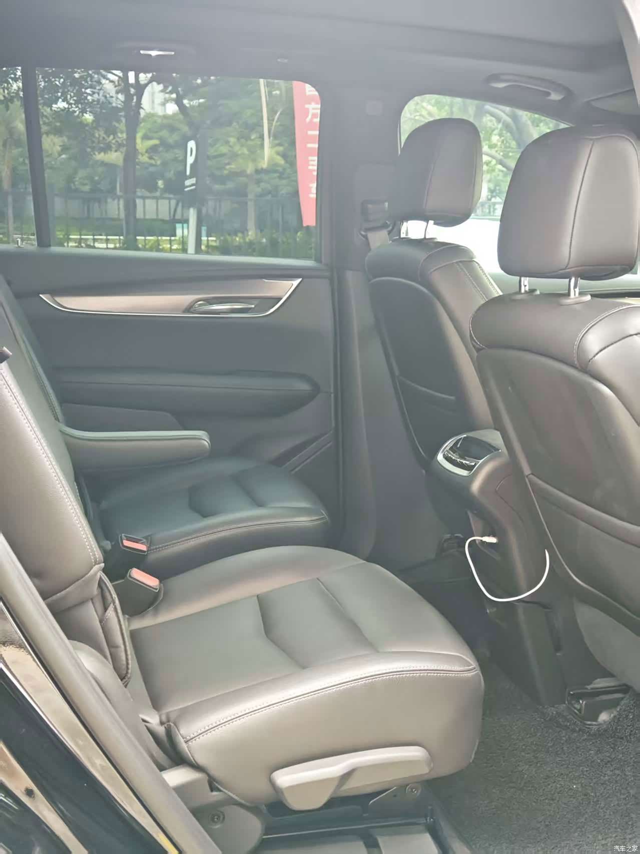 Cadillac XT6, 2023 12