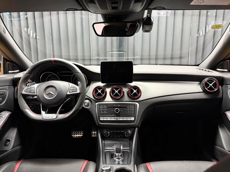 Mercedes-Benz CLA AMG