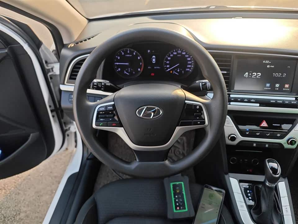 Hyundai Lead