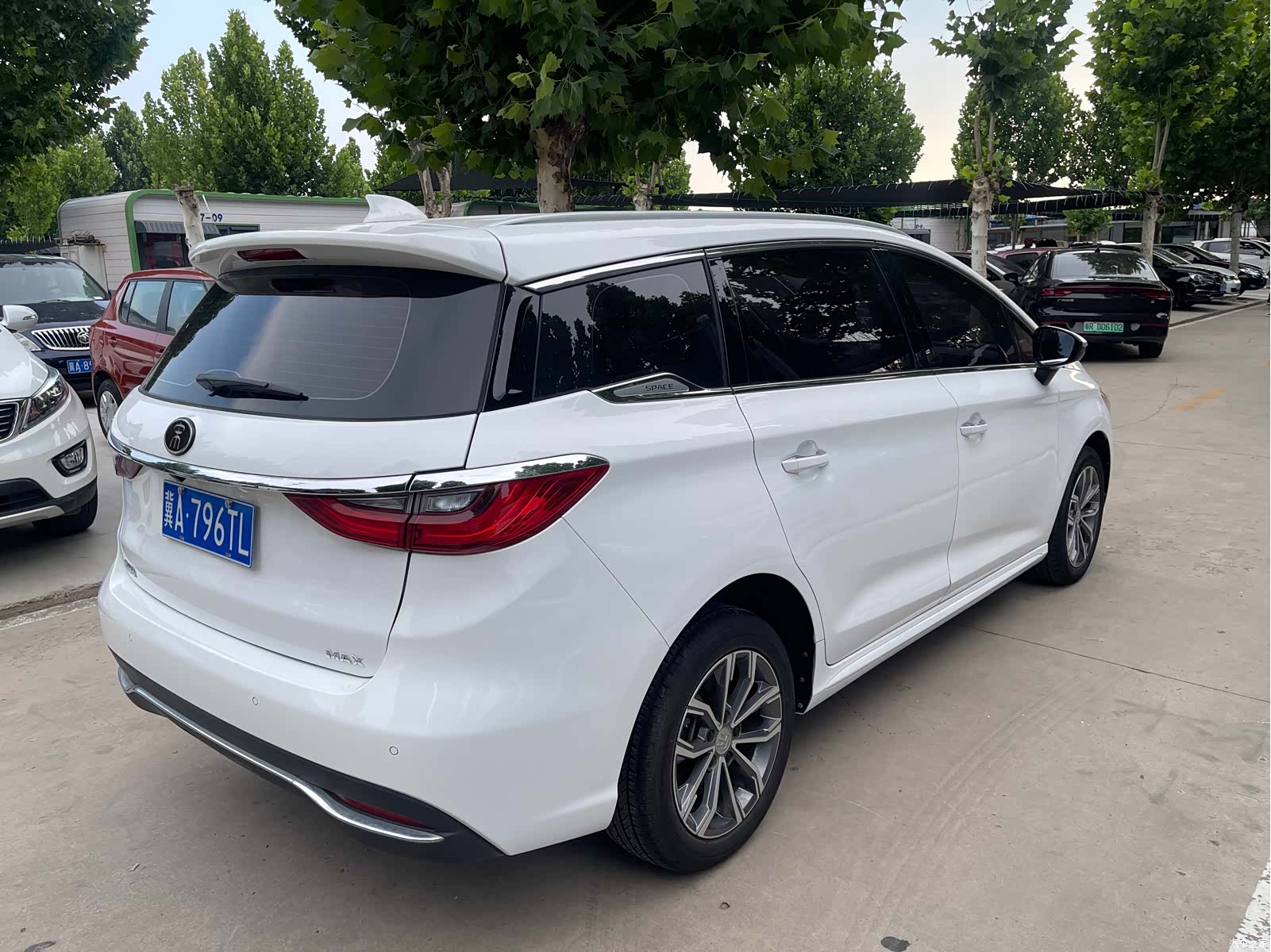 BYD Song, 2022 16