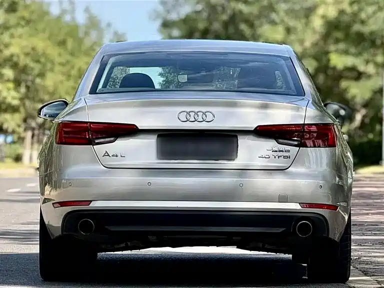 Audi A4L