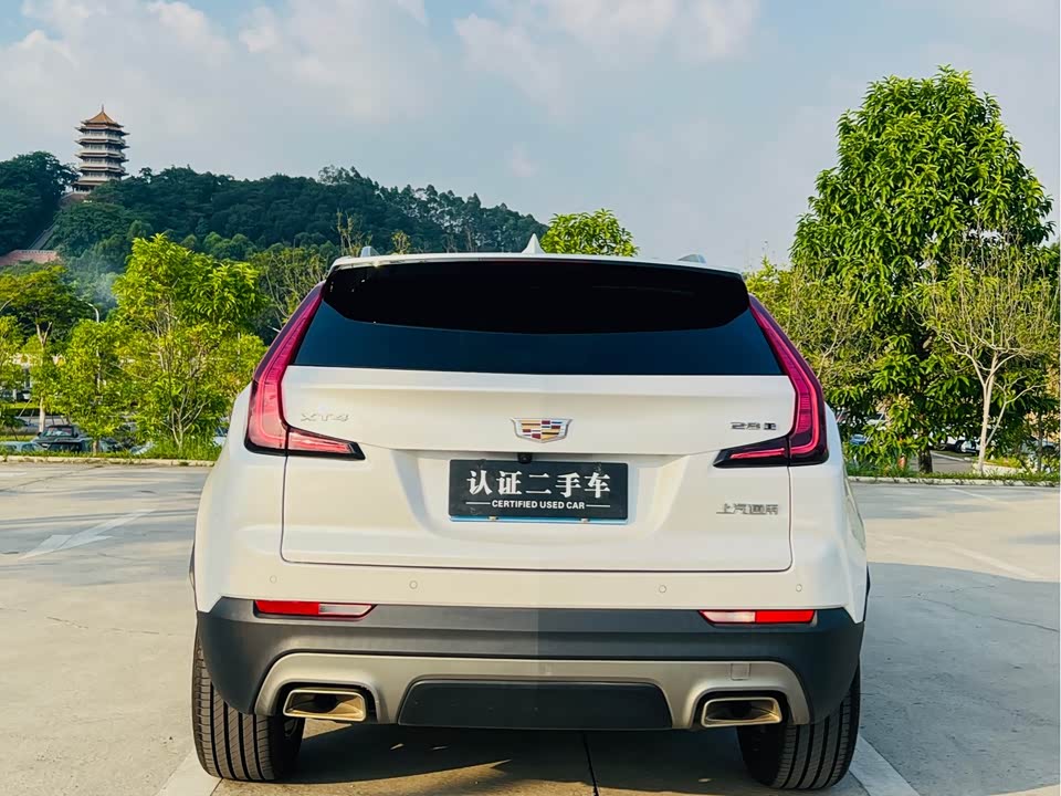 Cadillac XT4