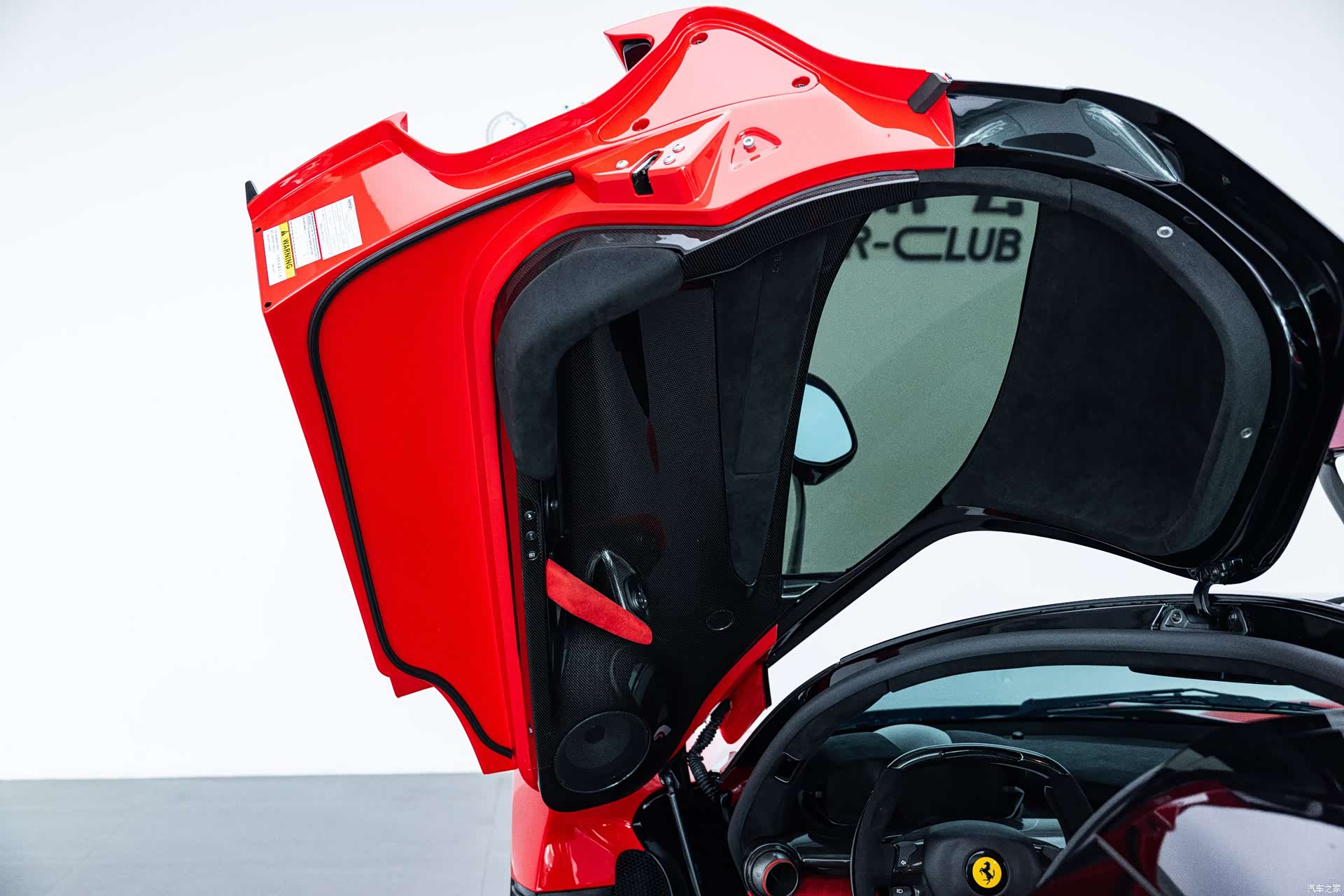 Ferrari LaFerrari, 2015 17