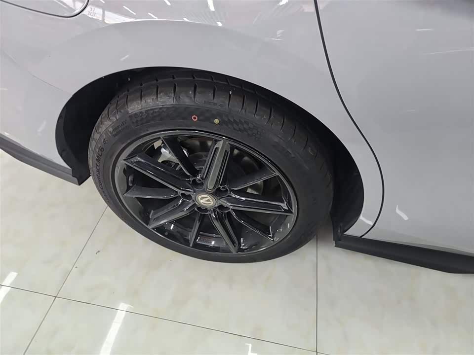 Changan UNI-V Smart iDD