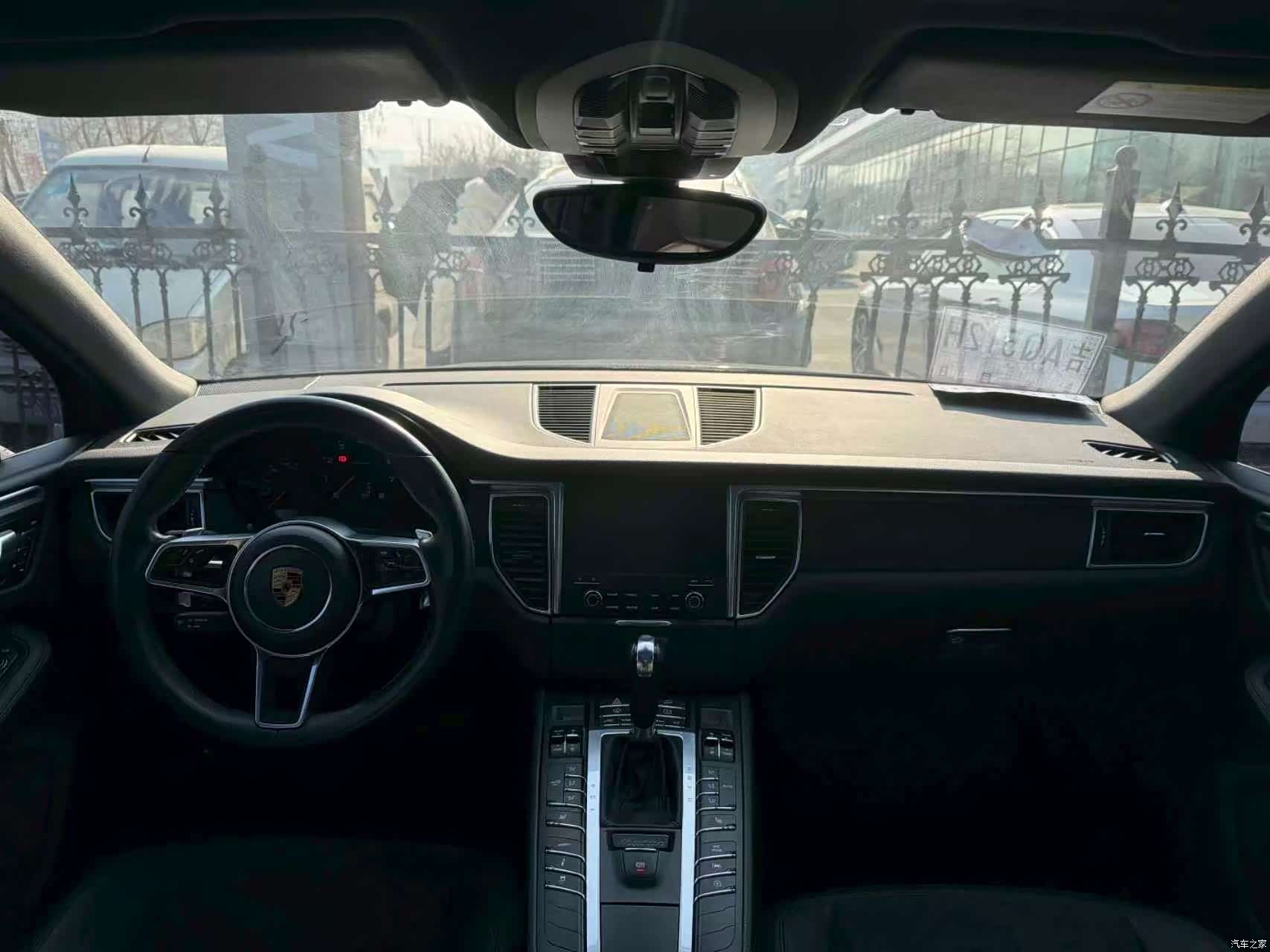 Porsche Macan, 2018 8