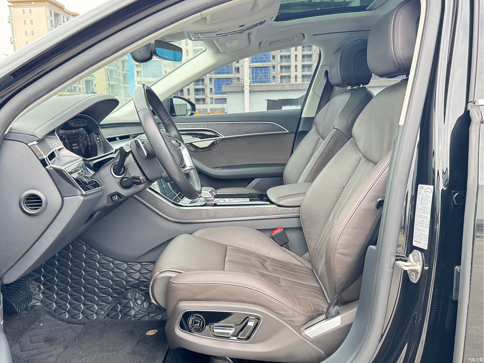 Audi A8L, 2023 7