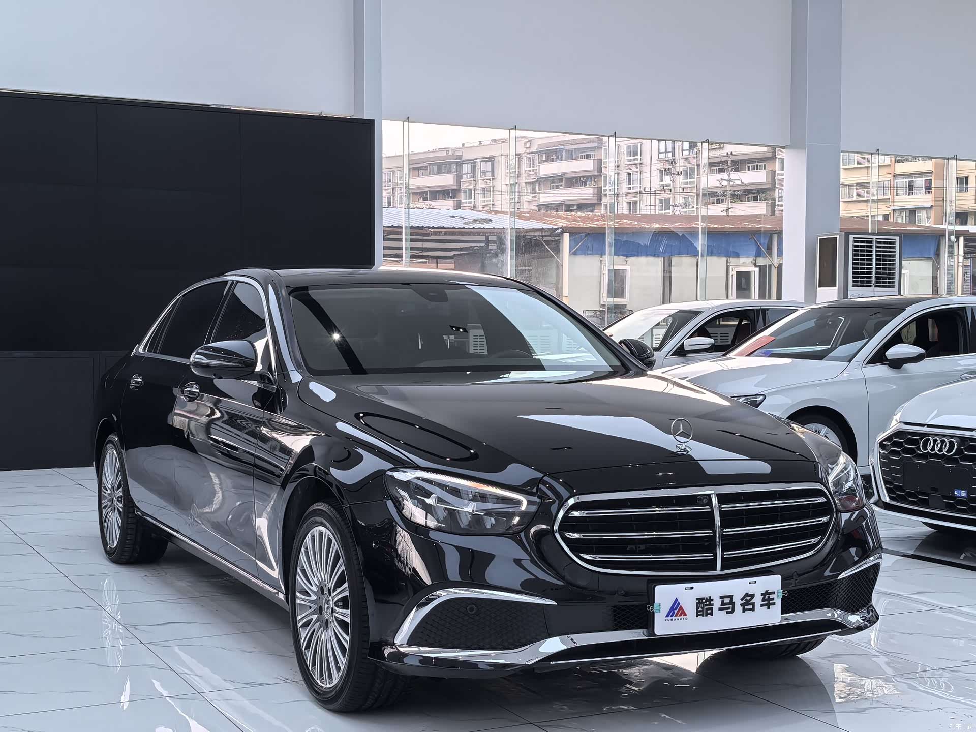 Mercedes-Benz E-Class, 2022 3