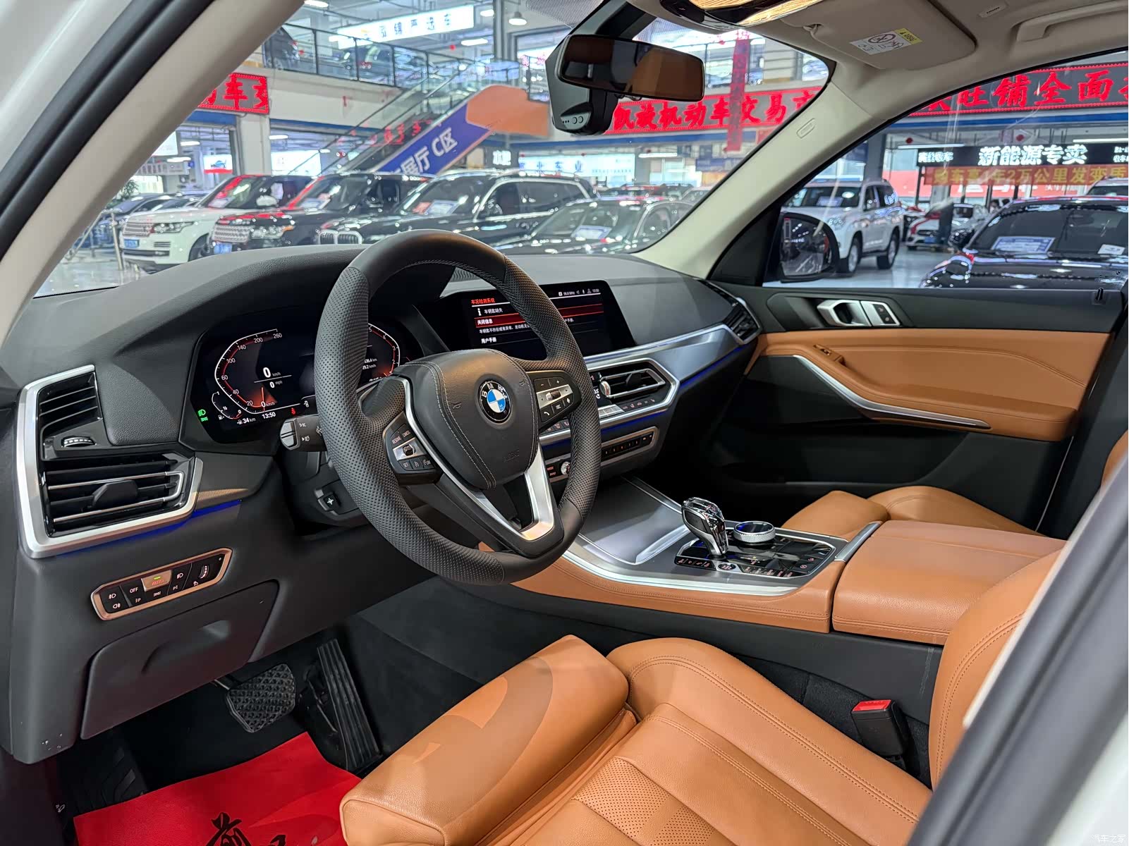 BMW X5, 2020 все фото